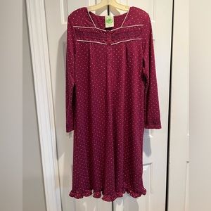 WHITE ORCHARD✨ Burgundy, Long Sleeved Nightgown w White PolkaDots & Lace Trim